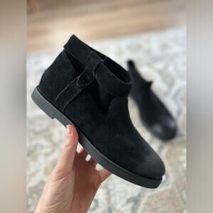 UGG Josefene Cuff Suede Bootie in Black Size 7.5 NEW